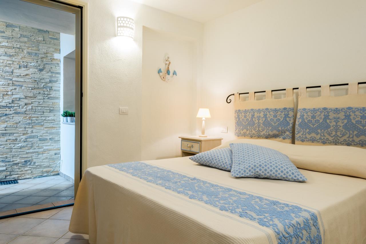 Apartment In S'Abba E Sa Pedra With Pool Golfo Aranci Exterior foto