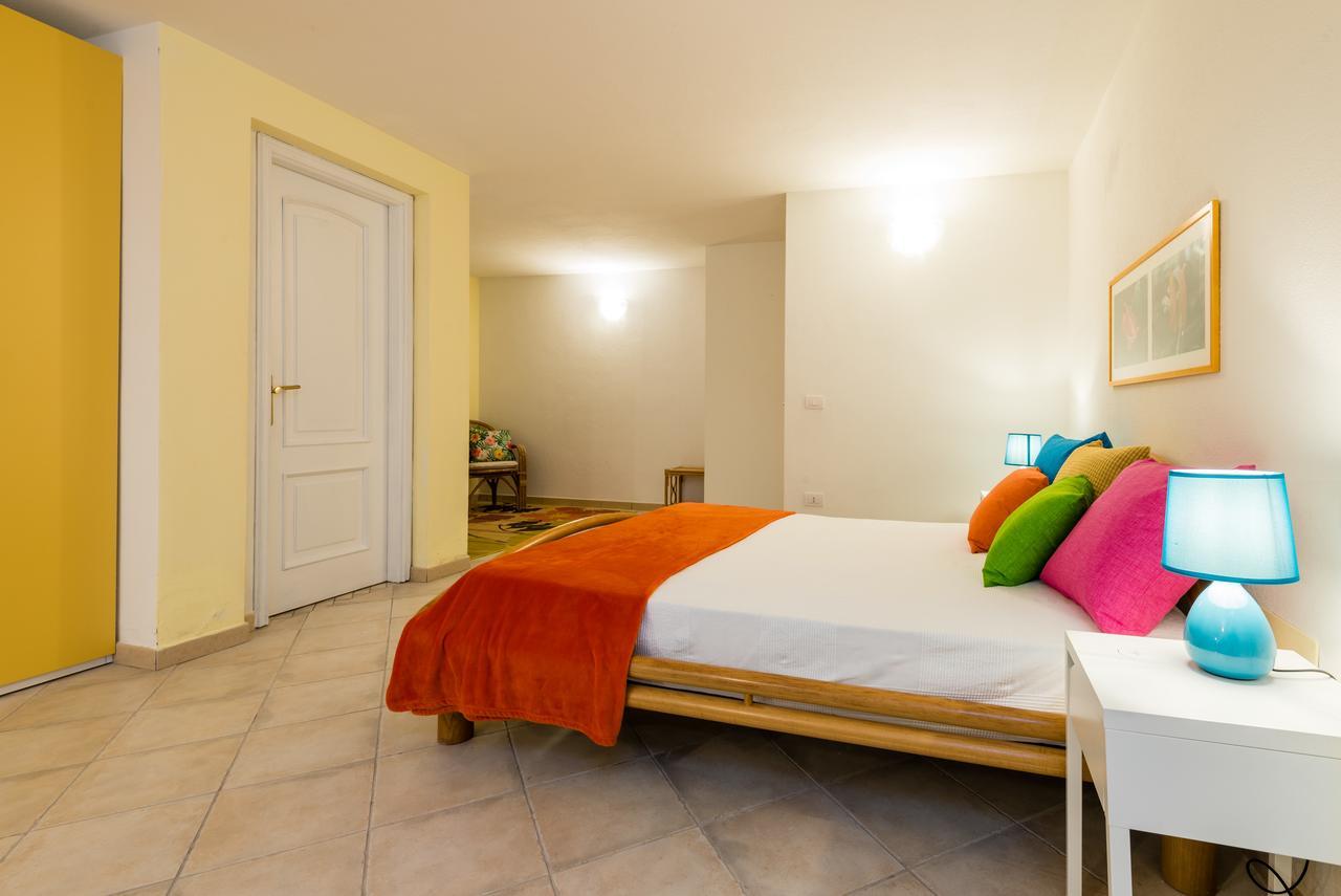 Apartment In S'Abba E Sa Pedra With Pool Golfo Aranci Exterior foto